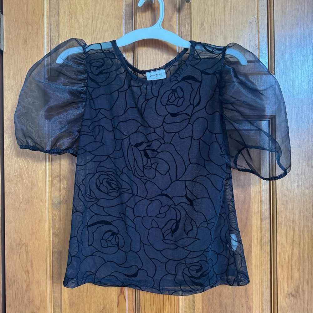 🎀 5 for 25! 🛍️ Free Kisses Black Floral Mesh Puff Sleeve Top